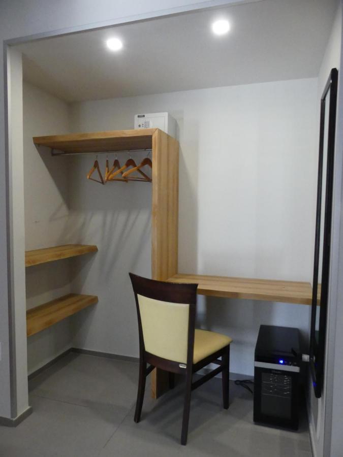 Albergo Piazza Risorgimento Порто-Чезарео Экстерьер фото