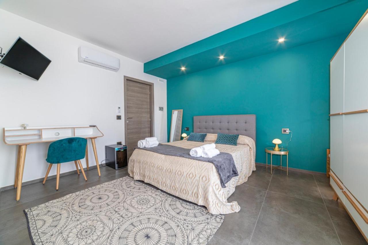 Albergo Piazza Risorgimento Порто-Чезарео Экстерьер фото