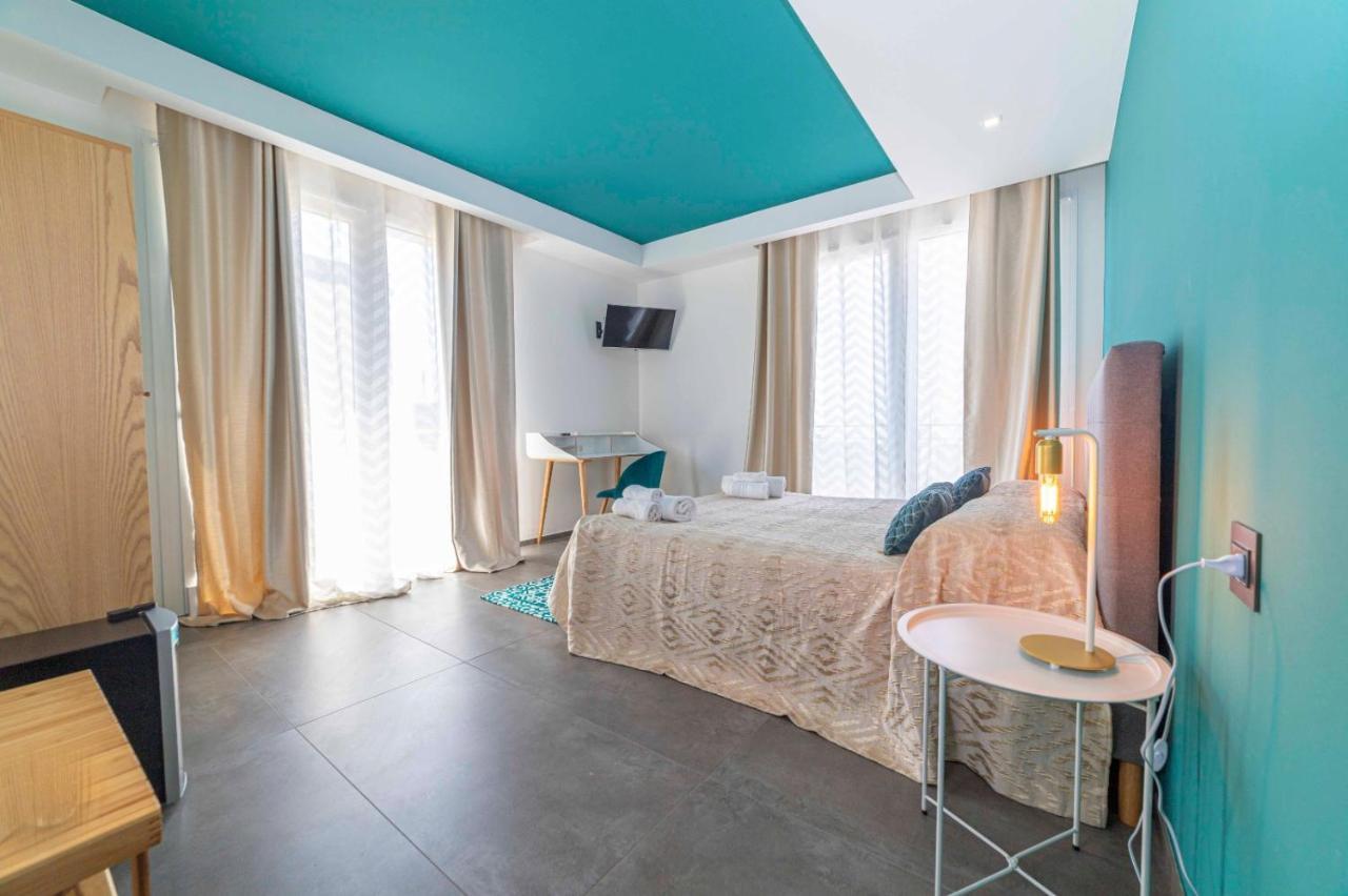 Albergo Piazza Risorgimento Порто-Чезарео Экстерьер фото