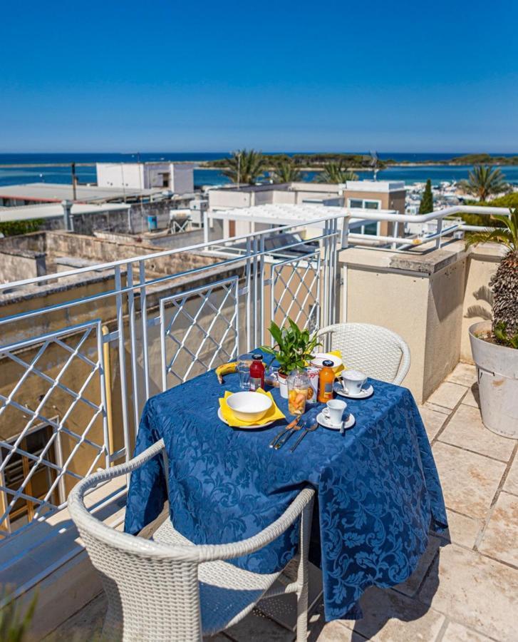 Albergo Piazza Risorgimento Порто-Чезарео Экстерьер фото