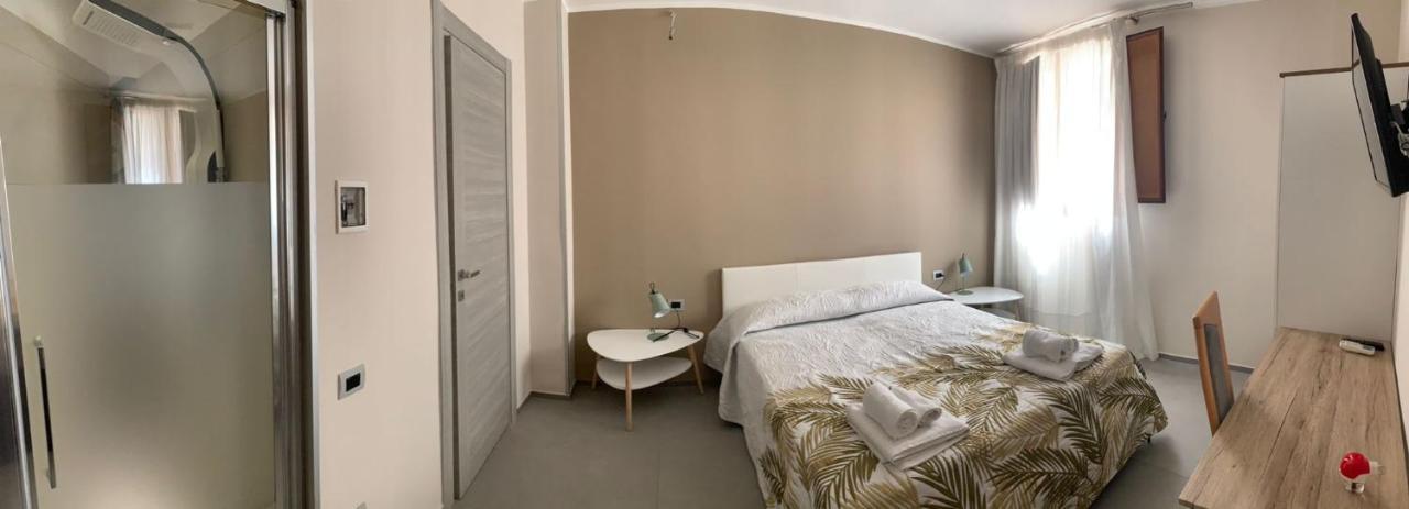 Albergo Piazza Risorgimento Порто-Чезарео Экстерьер фото