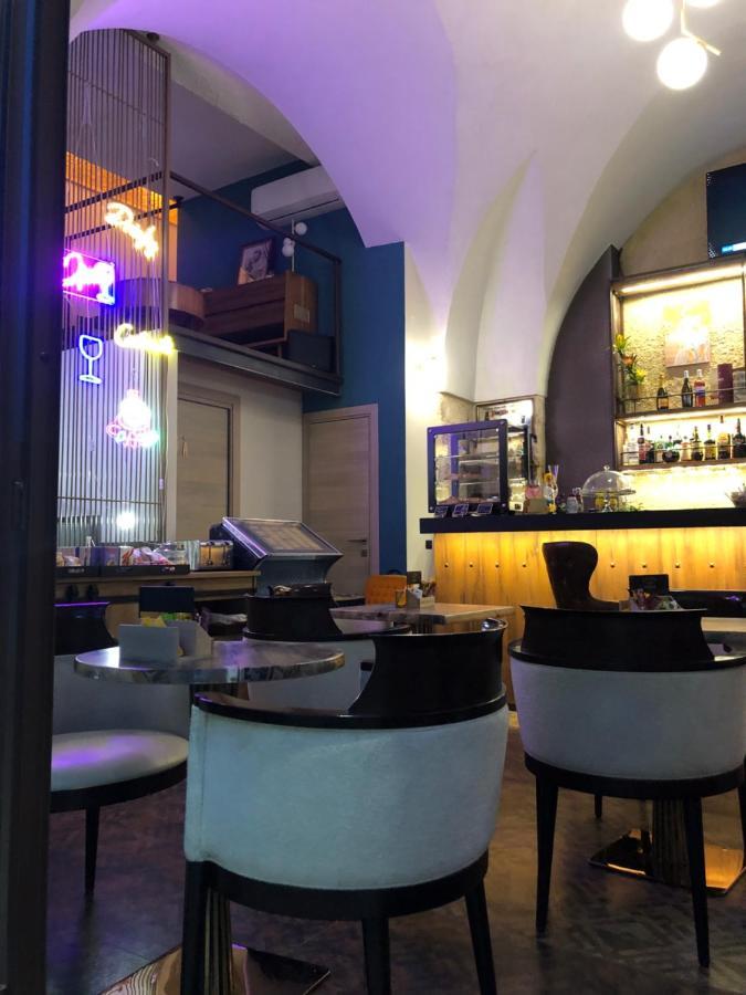 Albergo Piazza Risorgimento Порто-Чезарео Экстерьер фото
